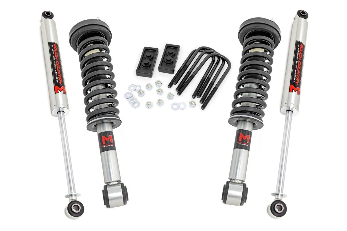 Ford F-150 Suspension Lift Kit - Rough Country - M1 Struts/M1 - '09-'13